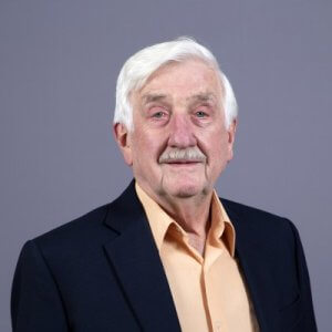 Headshot of Dr. David Carpenter